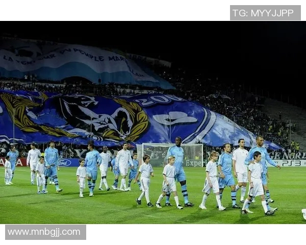 欧冠淘汰赛前瞻：西甲皇马形势严峻英超双雄稳进德甲多特面临挑战